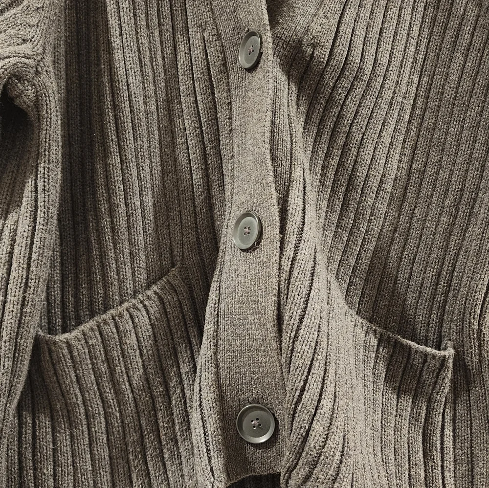 GAP Women's Gray Ribbed Sweater - Picture 4 of 5